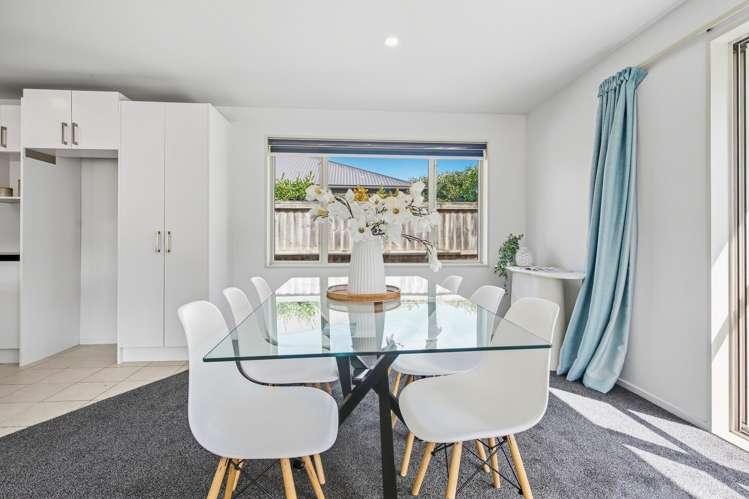 4 Annies Lane Aidanfield_12