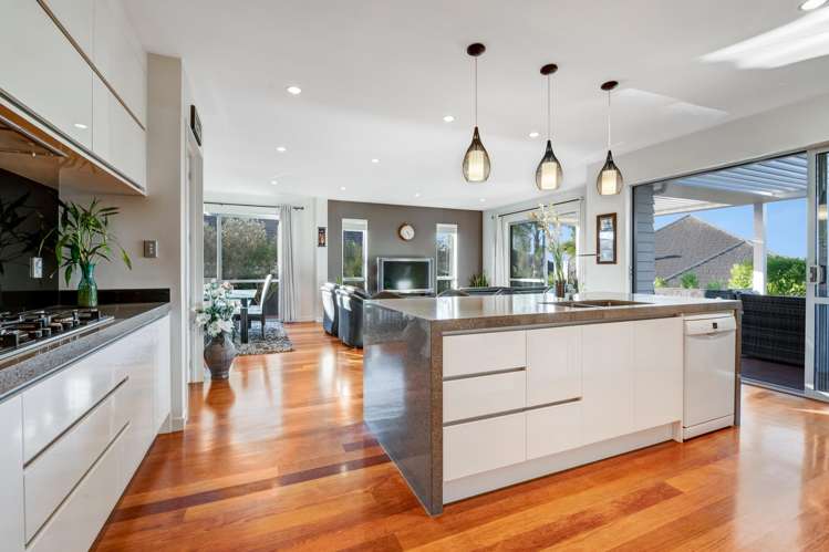 36 Butler Stoney Crescent Millwater_8