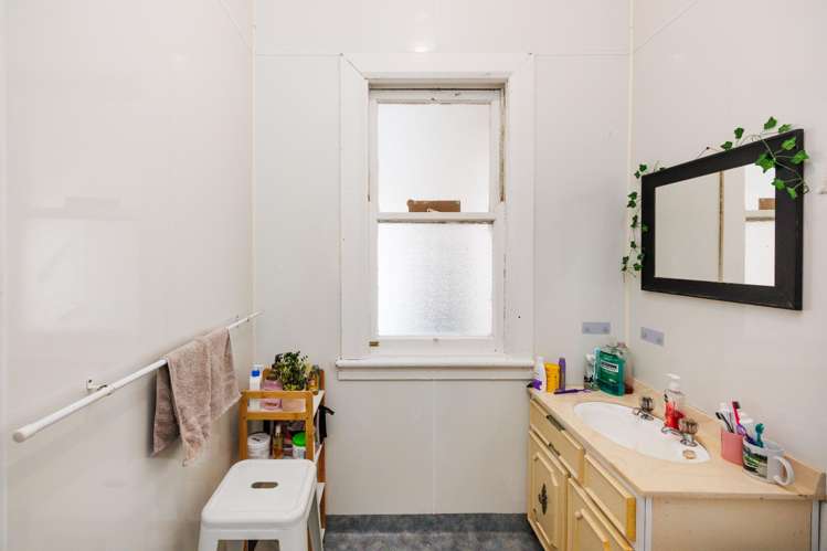 31 McGiffert Street Palmerston North Central_9