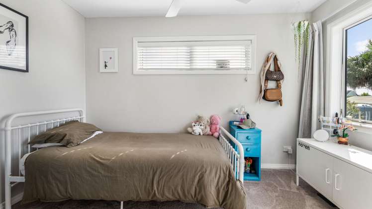 25 Stevenson Road Clarks Beach_13