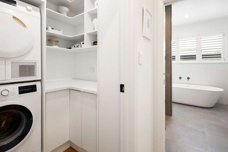 60 Jellicoe Drive Hamilton East_23