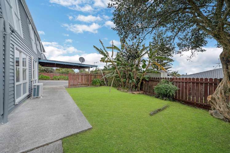 16 Brouder Place Hill Park_35
