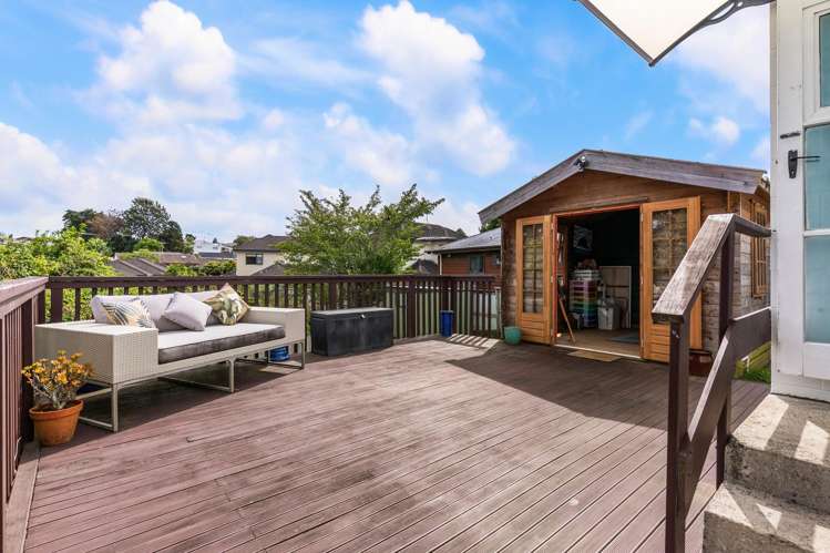 2/74 La Trobe Street Pakuranga Heights_2