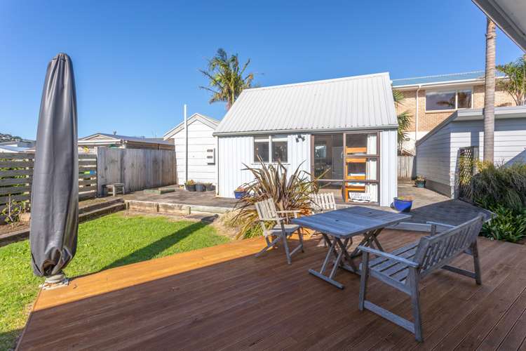 2 Norfolk Place Tairua_17