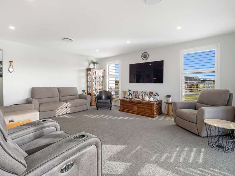 12 Meadowlands Green Allenton_10