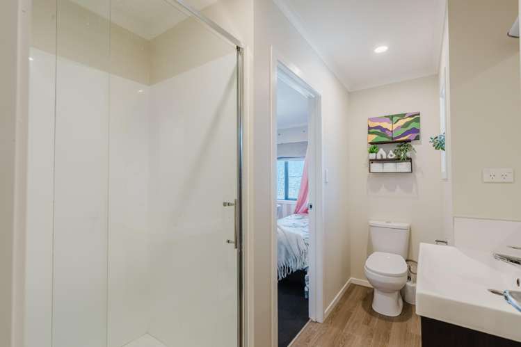 3/65 Knighton Road Hillcrest_10