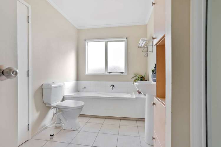 89 Espalier Drive Henderson_10