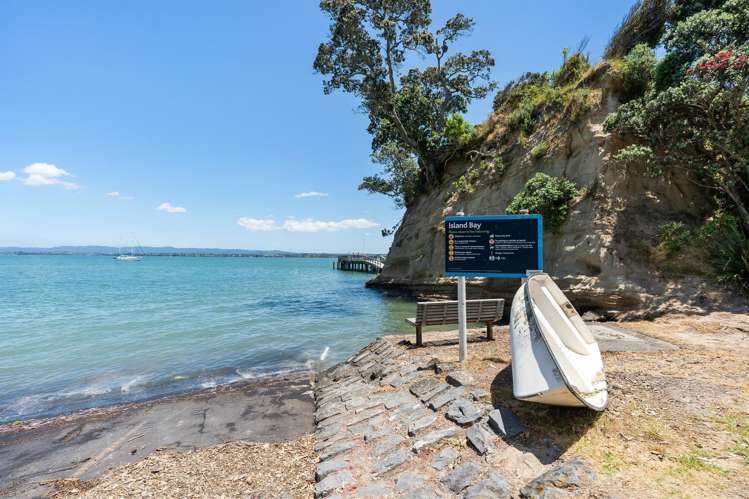 124 Island Bay Road Beach Haven_33