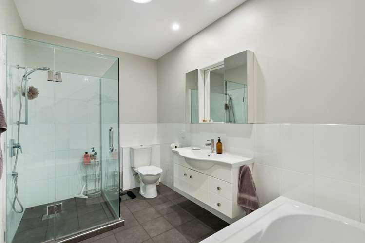 97 Coates Avenue Orakei_24