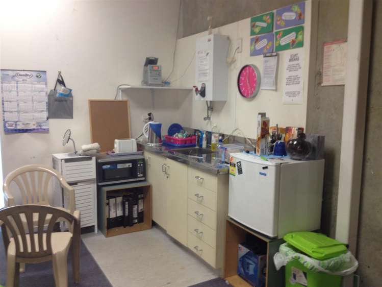 Shop 3.04, 24 Parumoana Street Porirua_5