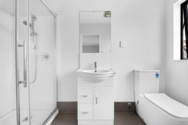 1/25 Kennington Drive Clendon Park_2