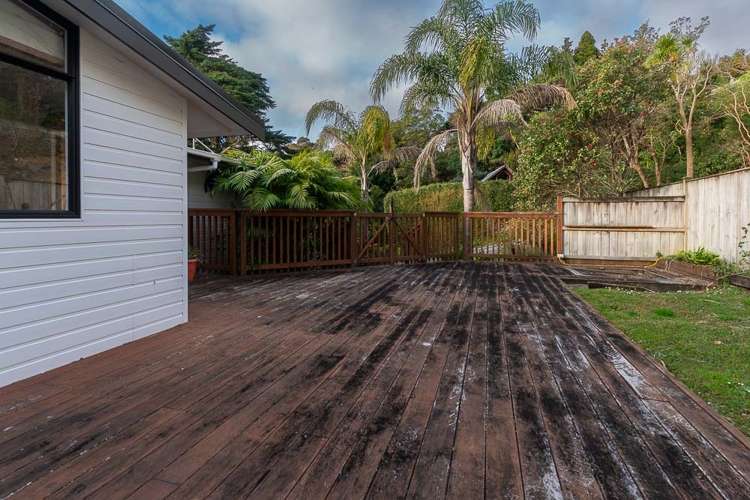 33A Island Bay Road 1603_17