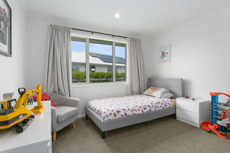 20 Alan Livingston Drive Cambridge_12