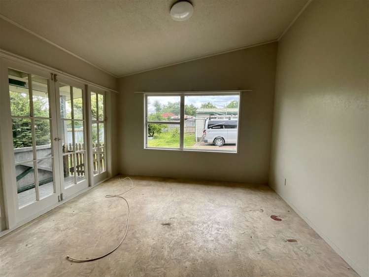 13 Denyer Place New Lynn_4