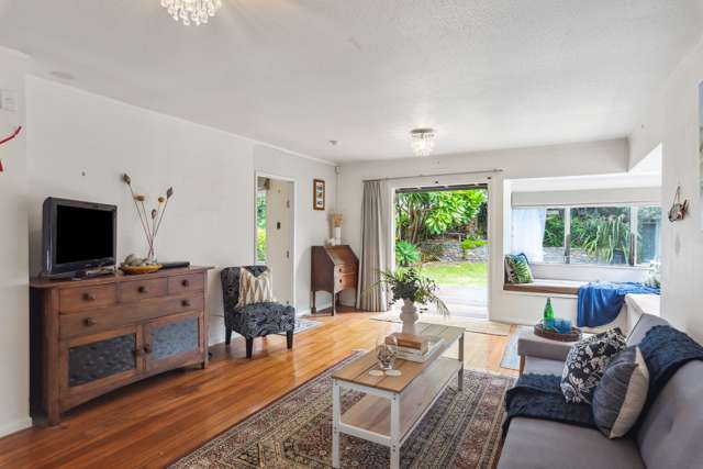 37 The Esplanade Raumati South_2