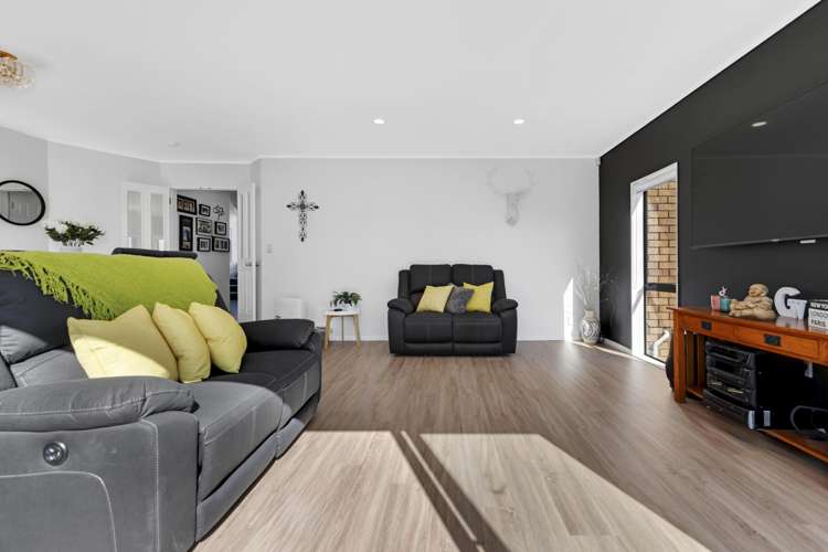 2/4 Dromora Close Dannemora_7