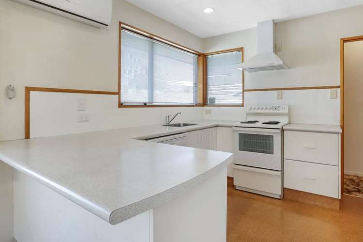 1/61A Strathfield Avenue Dallington_1