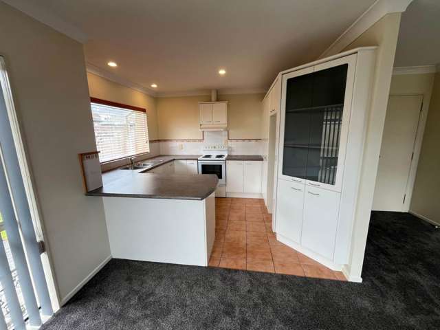 2/7 Argyle Avenue Pahurehure_2