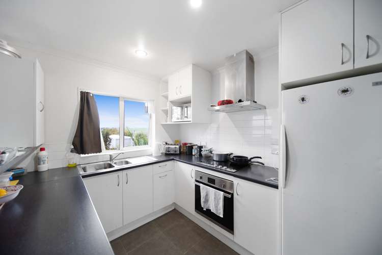 32 Heather Green Avenue Meremere_6