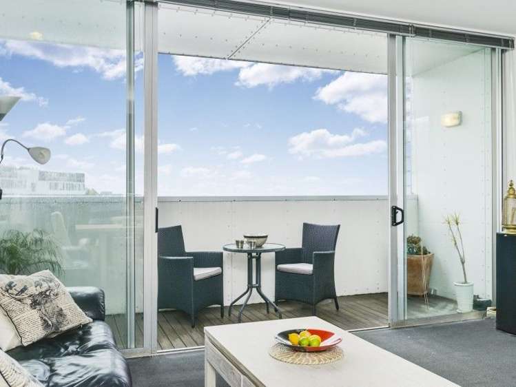 4b/4 Fisher-Point Drive Auckland Central_1