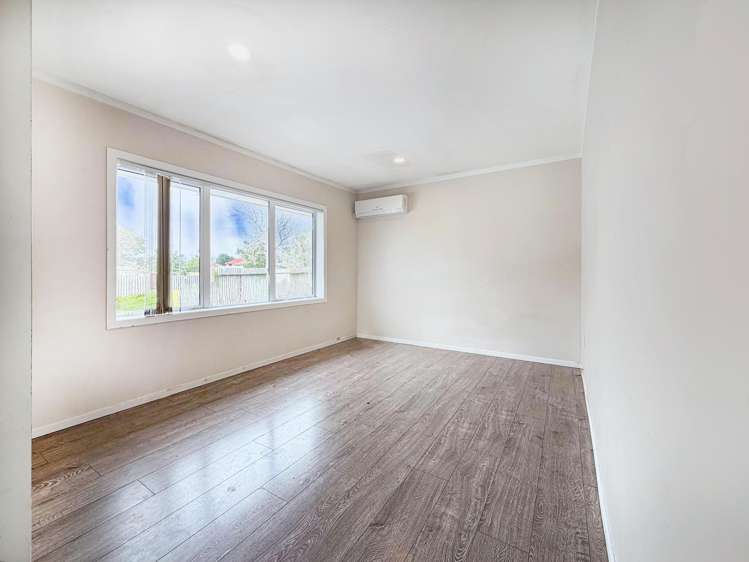 68 Hallberry Road Mangere East_17
