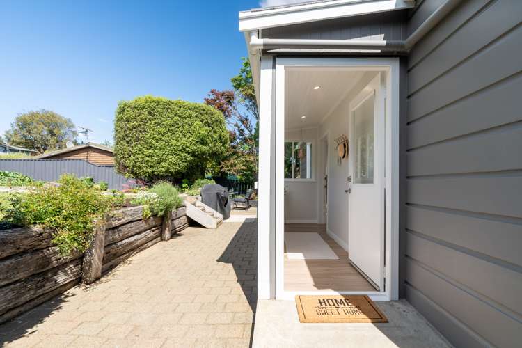 1 Benfell Street Green Island_19