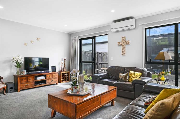 30 Tippet Crescent Wigram_6