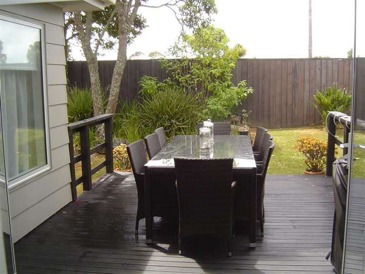 121 Arran Road Browns Bay_13