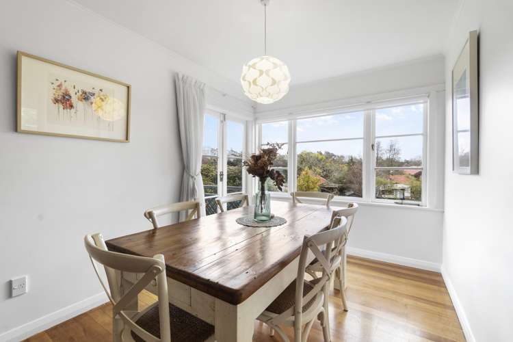 27 Bledisloe Terrace Hamilton East_5