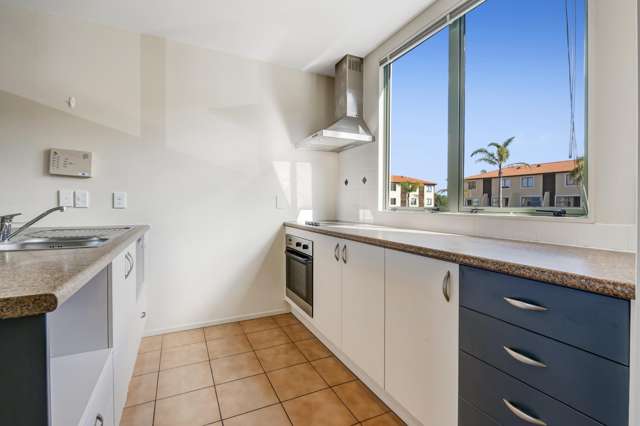 9/595 Laurie Southwick Parade Gulf Harbour_4