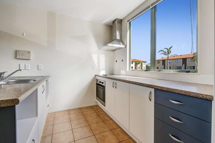 9/595 Laurie Southwick Parade Gulf Harbour_4