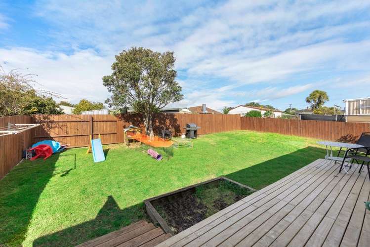 13 Glen Marine Parade Glendene_5