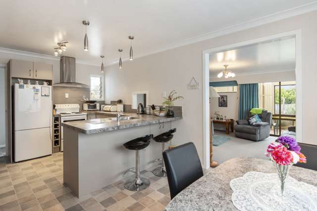 137 Bartholomew Road Levin_2