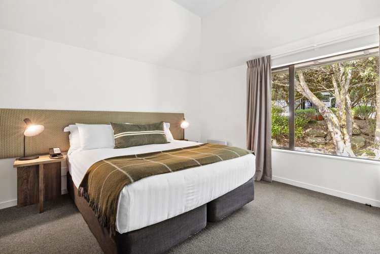 711 - 712 Edgewater Resort, 54 Sargood Drive Wanaka_8