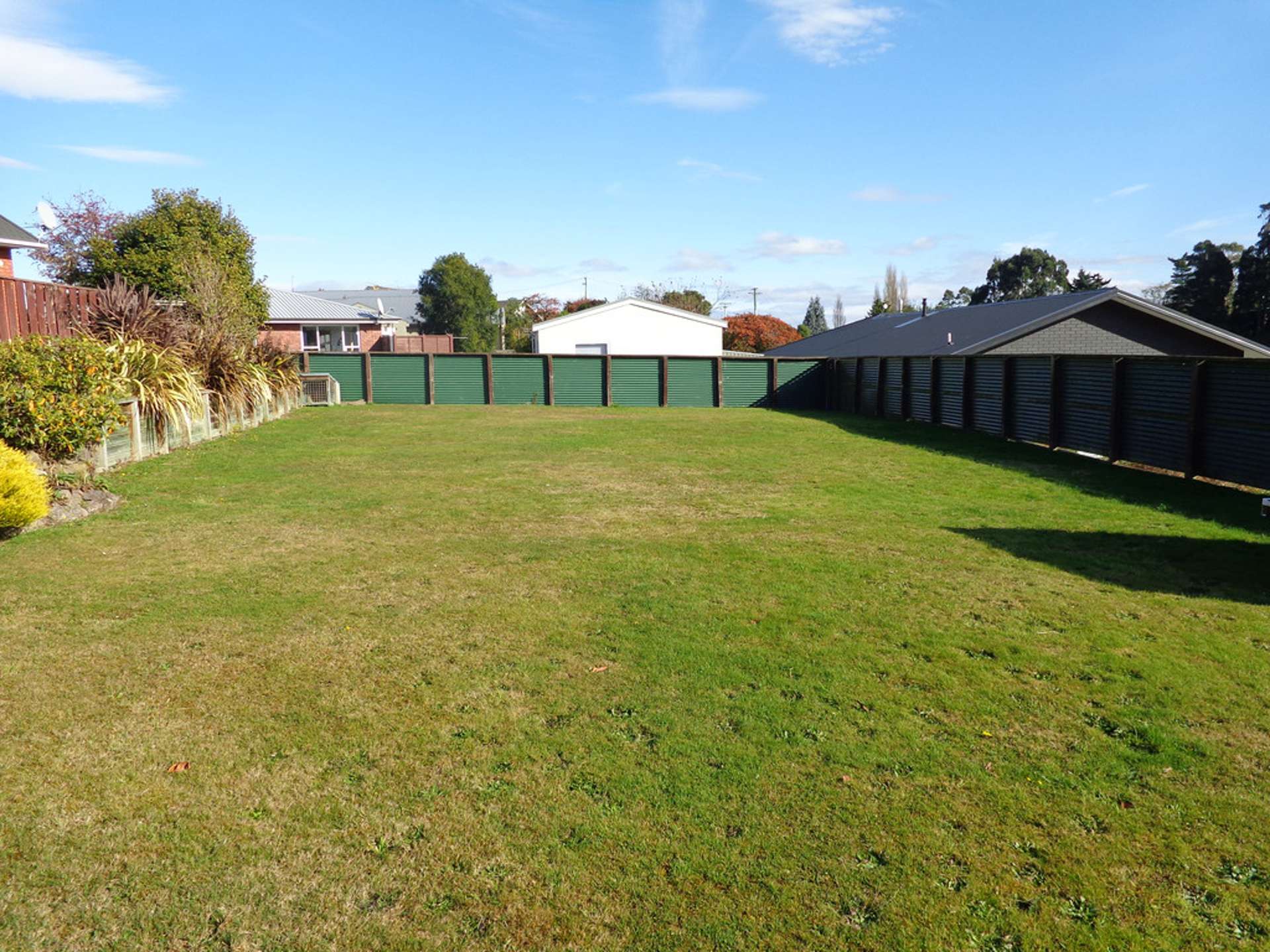 Golfers Drive Balclutha_0