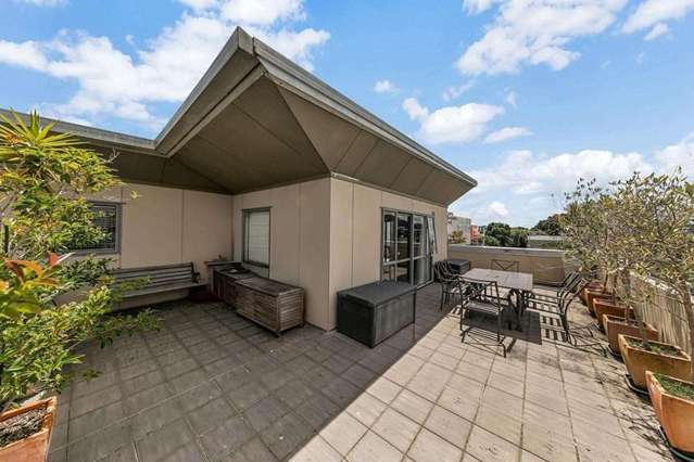 Auckland penthouse for sale for $1, looking for ‘reckless buyer’