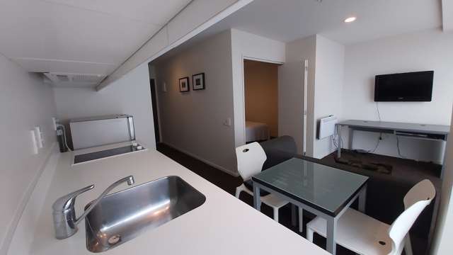 1406/10 Waterloo Quadrant Auckland Central_3