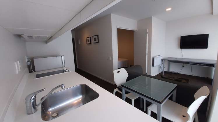 1406/10 Waterloo Quadrant Auckland Central_3