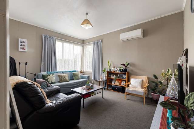 21 Rewa Street Takaro_3