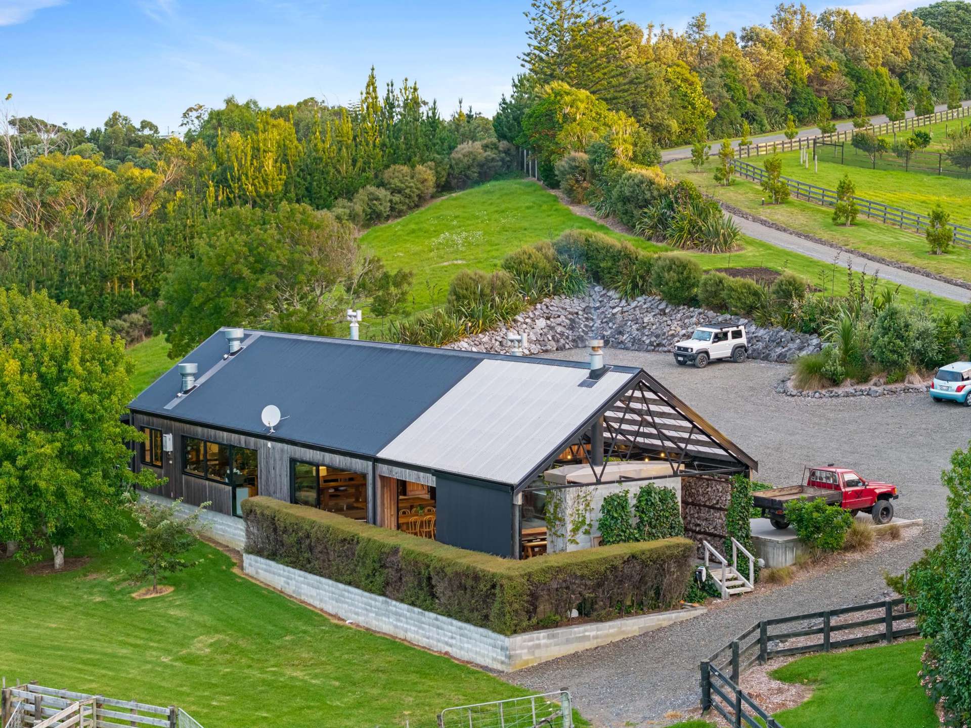 376 Taiapa Road Muriwai Beach_0