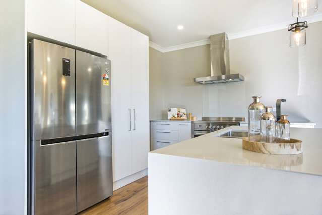 356 Upper Queen Street Pukekohe_3