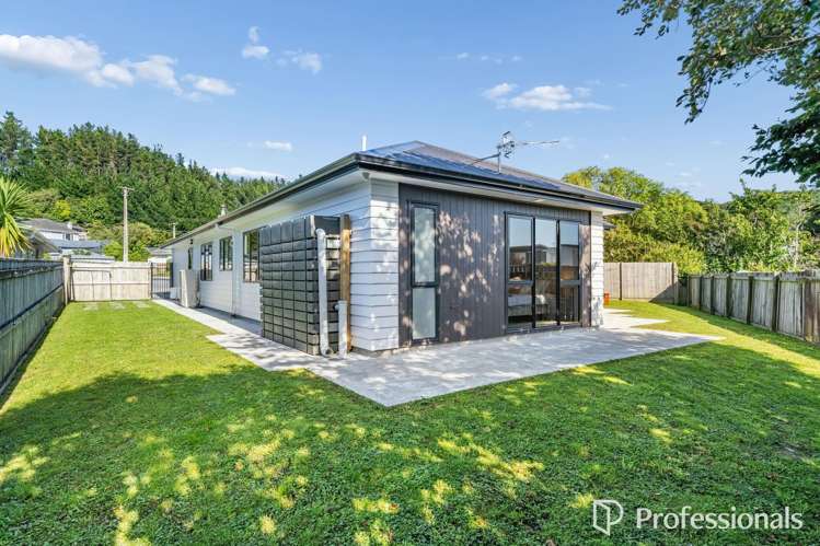 16a Sharpe Crescent Wainuiomata_22