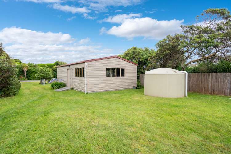 6 Muri Street Aramoana_10