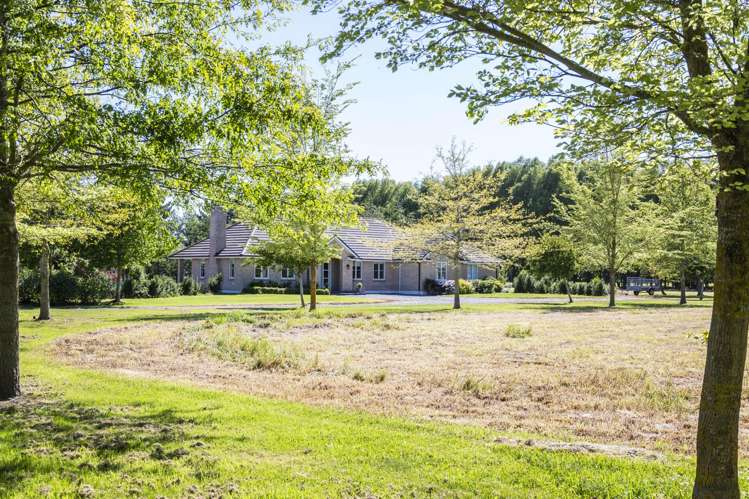 65 Glengarriff Drive Lincoln_32