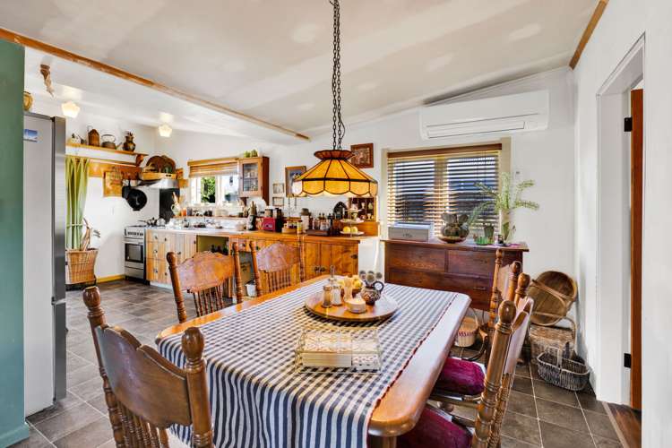 77 Swansea Road Stratford_9