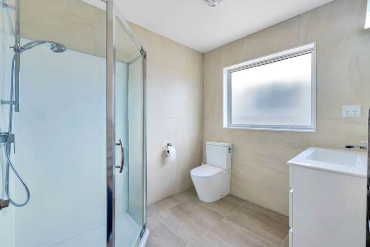 153 Tiriwa Drive Massey_10