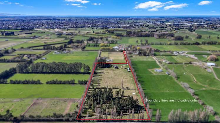275 Plaskett Road Fernside_27
