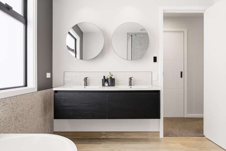 34 Makomako Crescent_2