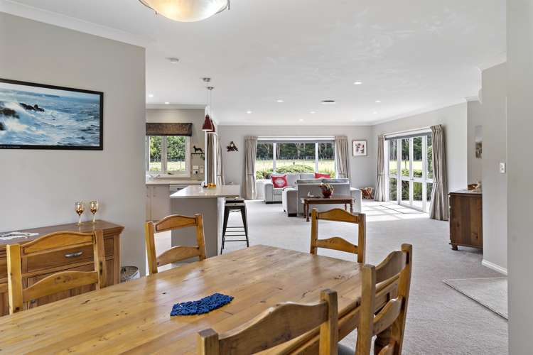 213 Woodside Road Woodside_7