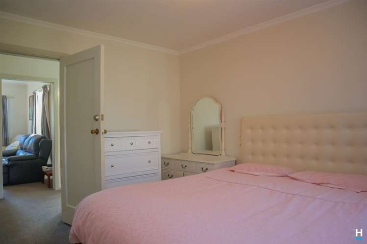 28 Firth Street Cobden_13